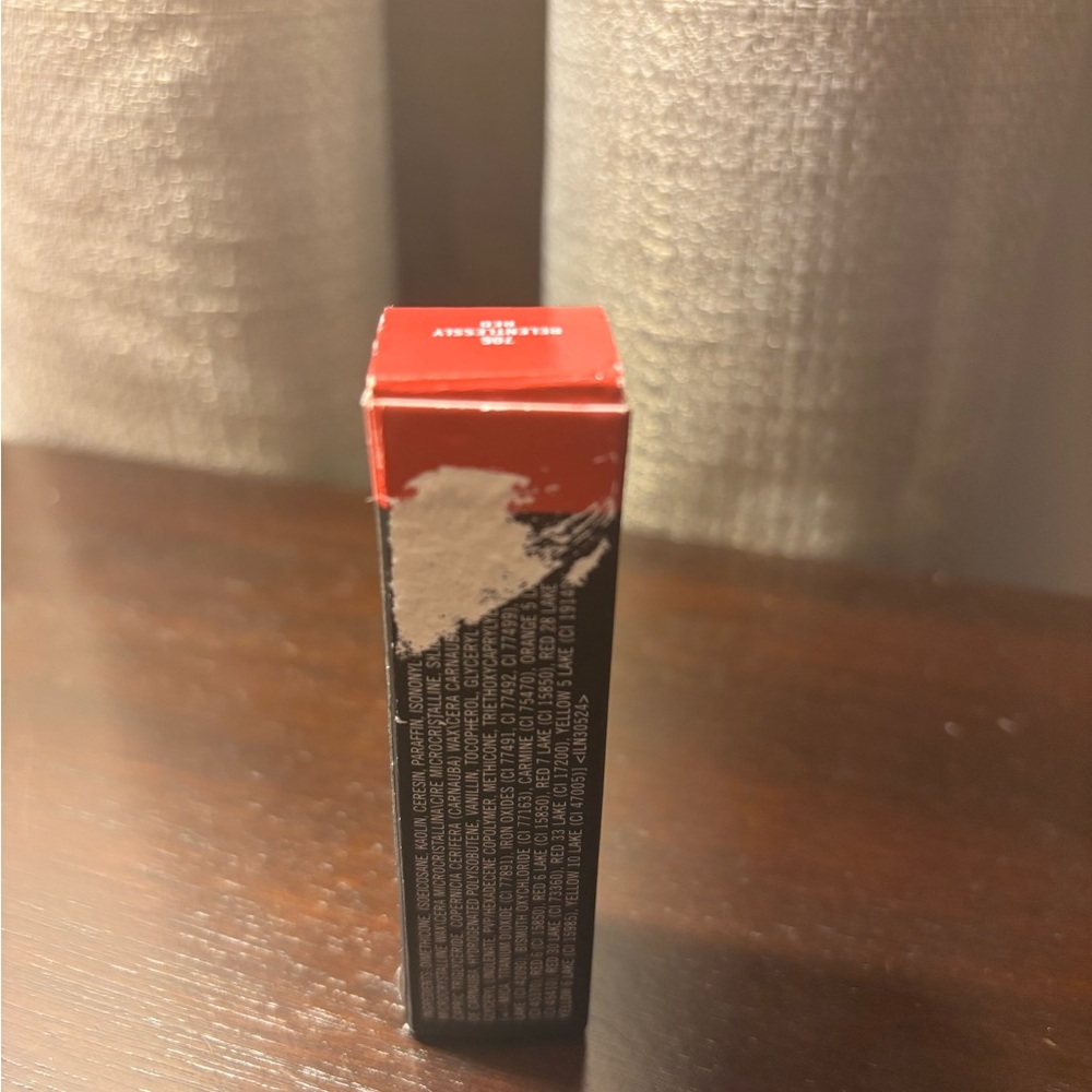 MAC Cosmetics Retro Matte Lipstick - Relentlessly Red 706 - Picture 3 of 5